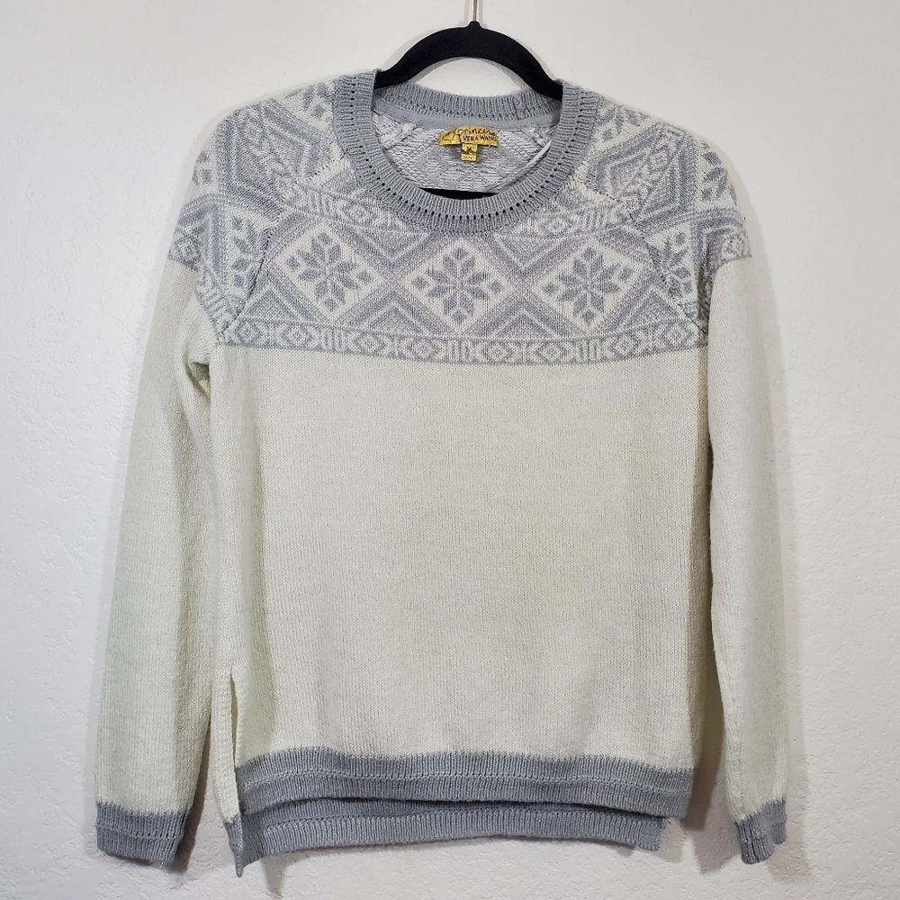 Vera Wang Sweater